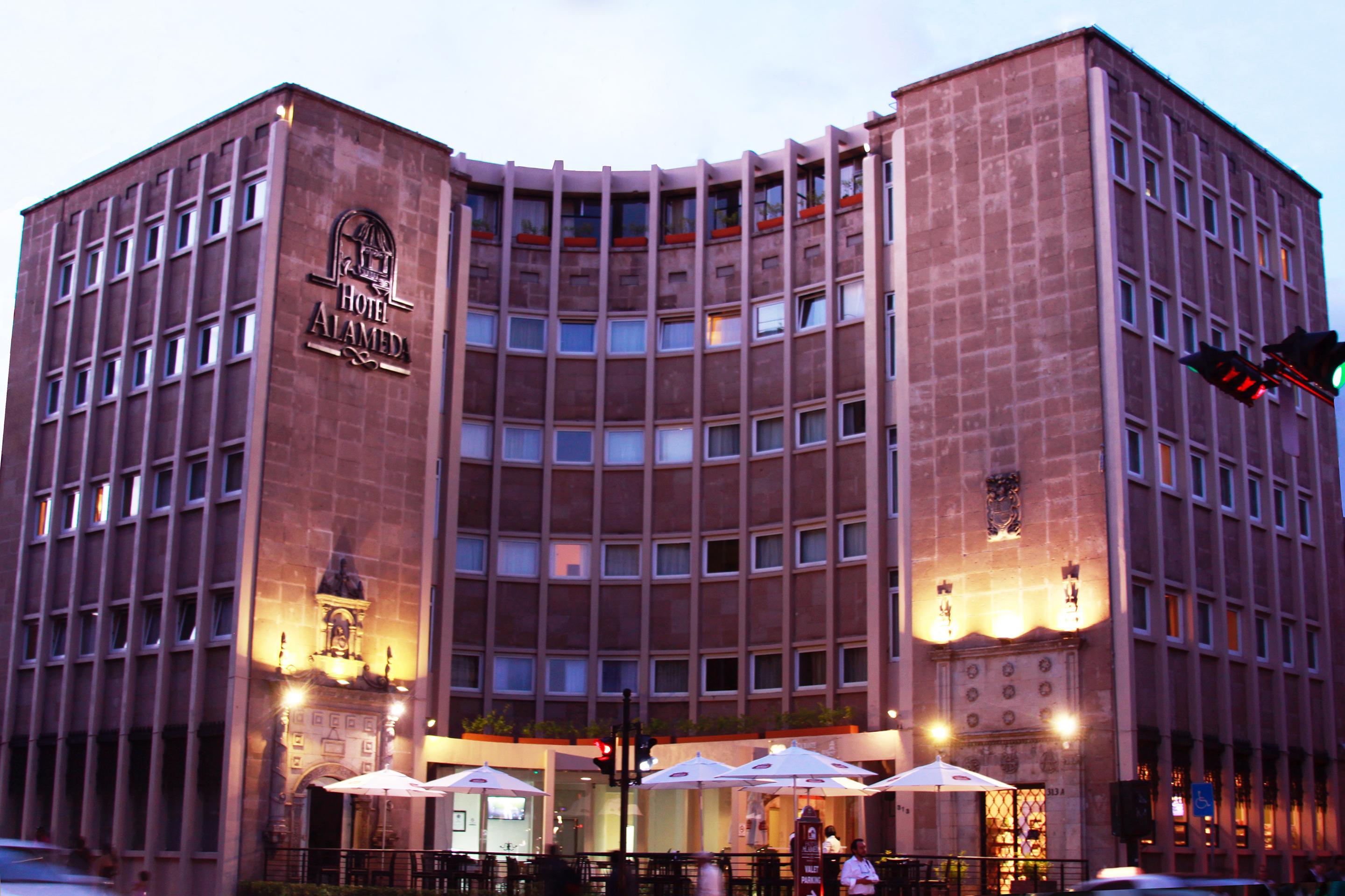 Hotel Alameda Centro Historico Morelia Exterior photo